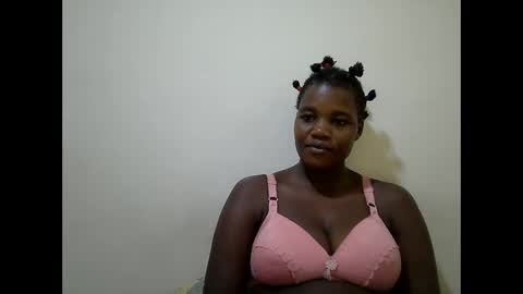 beauty_nina1 online show from November 21, 2025, 7:01 pm