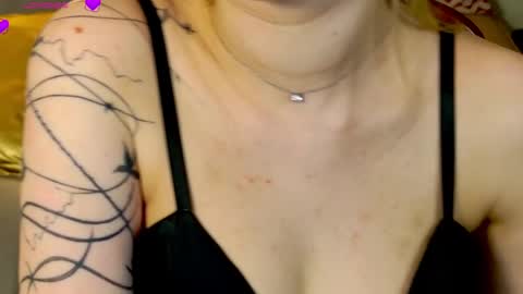 beauty Sasha online show from April 8, 2026, 3:01 pm