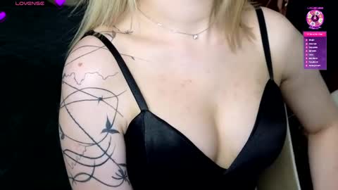 beauty Sasha online show from April 11, 2026, 1:37 pm