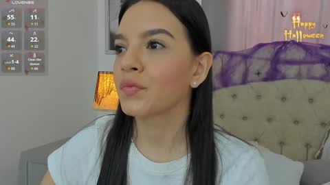 Ariana Reyes online show from October 23, 2025, 12:37 pm