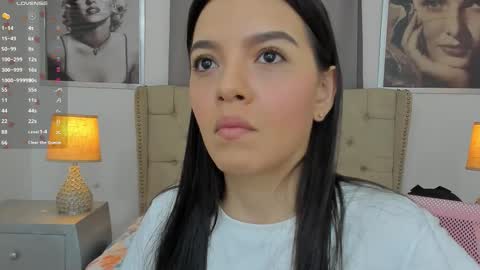 Ariana Reyes online show from November 28, 2025, 12:19 pm