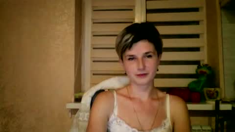 BeautyKsenia online show from November 24, 2025, 9:03 pm
