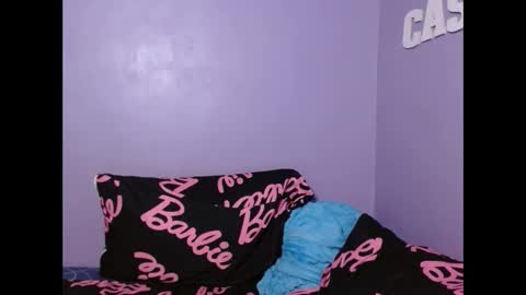 beautyqueen18x online show from March 4, 2025, 2:10 pm