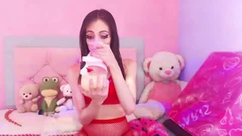 Snapshot of beautyqueen__ chatting on December 18, 2024, 3:58 am BeautyMaffe online show from December 18, 2024, 3:58 am