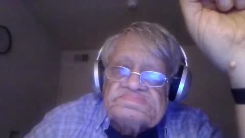 Snapshot of beautytomyeyes chatting on October 19, 2025, 2:45 am beautytomyeyes online show from October 19, 2025, 2:45 am