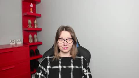 Zoe online show from February 24, 2026, 6:33 am