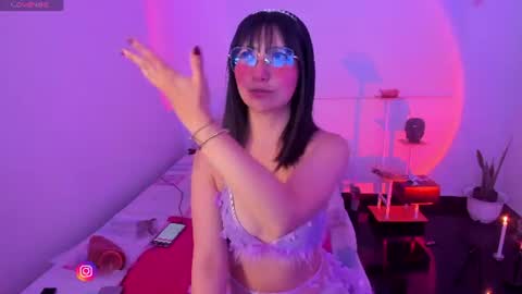 Snapshot of becca_be_ chatting on June 19, 2026, 3:55 am Becca is here online show from June 19, 2026, 3:55 am