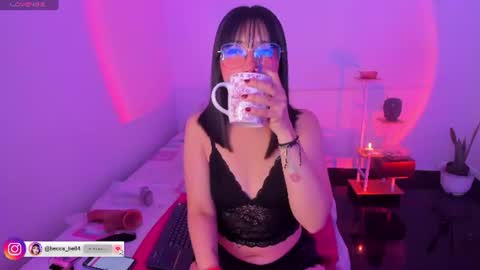 Snapshot of becca_be_ chatting on June 21, 2026, 4:15 am Becca is here online show from June 21, 2026, 4:15 am