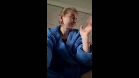 BeckiXJewelX online show from March 17, 2026, 10:07 am