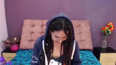 Snapshot of becky__huston chatting on November 7, 2025, 12:27 pm Becky online show from November 7, 2025, 12:27 pm