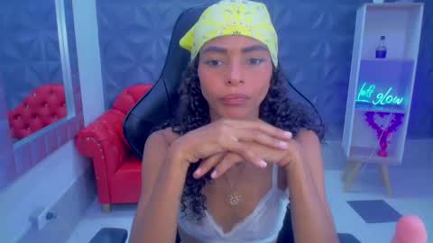 Snapshot of becky_lynch_102 chatting on January 14, 2026, 12:11 pm becky_lynch_102 online show from January 14, 2026, 12:11 pm