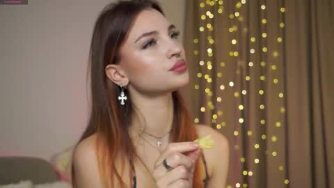 Melissa online show from October 28, 2025, 3:14 pm