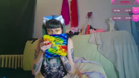 Snapshot of beckytheclown chatting on June 5, 2026, 3:57 am Beckytheclown online show from June 5, 2026, 3:57 am