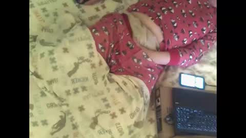 Bedwetboys online show from December 31, 2024, 11:42 am