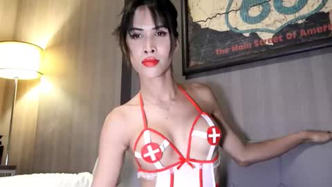 Snapshot of bee_thai chatting on May 5, 2026, 3:31 pm bee_thai online show from May 5, 2026, 3:31 pm