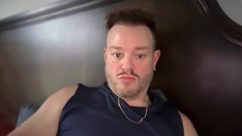 beefybttm718 online show from April 13, 2026, 8:14 pm