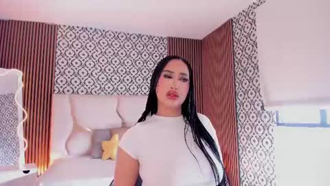 Snapshot of beella_tay1 chatting on July 15, 2026, 12:54 pm BELLA online show from July 15, 2026, 12:54 pm