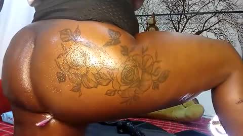 beencee2 online show from February 19, 2025, 5:05 am