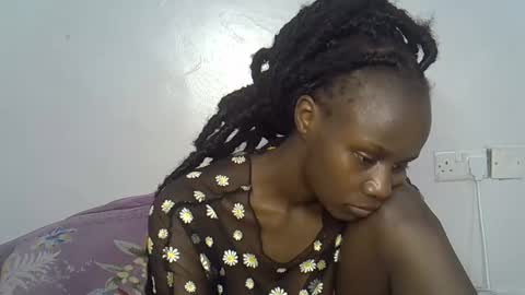 Snapshot of beeswee chatting on December 24, 2024, 8:22 am beeswee online show from December 24, 2024, 8:22 am