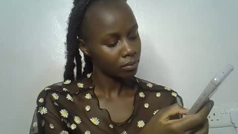 Snapshot of beeswee chatting on December 24, 2024, 8:05 pm beeswee online show from December 24, 2024, 8:05 pm