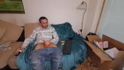 begbestuk online show from April 1, 2026, 2:25 pm