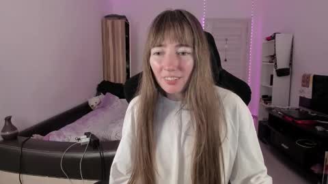 Snapshot of bekkawell chatting on September 13, 2025, 7:35 pm Lisa online show from September 13, 2025, 7:35 pm