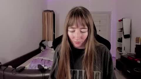 Snapshot of bekkawell chatting on September 19, 2025, 6:19 pm Lisa online show from September 19, 2025, 6:19 pm