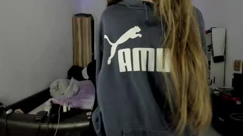 Snapshot of bekkawell chatting on September 20, 2025, 5:14 pm Lisa online show from September 20, 2025, 5:14 pm