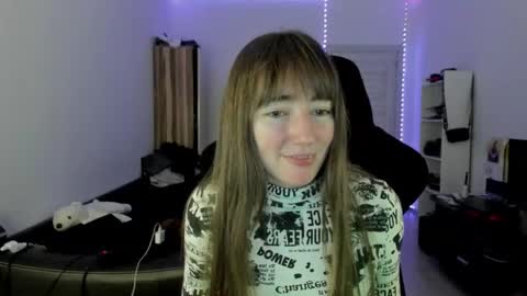 Snapshot of bekkawell chatting on October 9, 2025, 7:12 pm Lisa online show from October 9, 2025, 7:12 pm