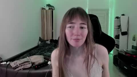 Snapshot of bekkawell chatting on October 14, 2025, 4:30 pm Lisa online show from October 14, 2025, 4:30 pm