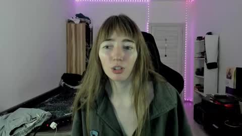 Snapshot of bekkawell chatting on October 17, 2025, 4:09 pm Lisa online show from October 17, 2025, 4:09 pm