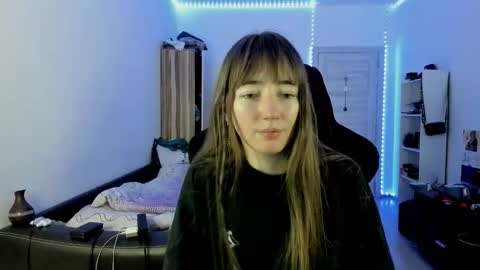 Snapshot of bekkawell chatting on November 3, 2025, 2:51 pm Lisa online show from November 3, 2025, 2:51 pm