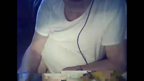 bekklove1 online show from March 9, 2025, 9:46 am