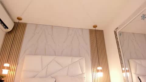 Snapshot of belacampbell chatting on November 20, 2025, 6:46 am Bela online show from November 20, 2025, 6:46 am