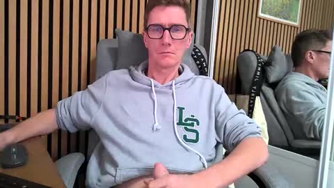 SexFriendFrance online show from February 27, 2026, 1:00 pm