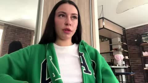 Lola online show from May 12, 2026, 9:17 am