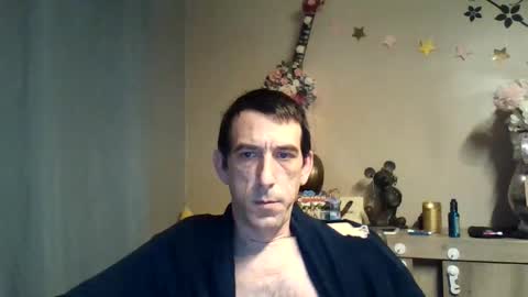 Snapshot of belgianboy33 chatting on November 4, 2025, 1:16 am Dreamcock online show from November 4, 2025, 1:16 am