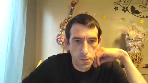 Snapshot of belgianboy33 chatting on November 5, 2025, 7:41 am Dreamcock online show from November 5, 2025, 7:41 am