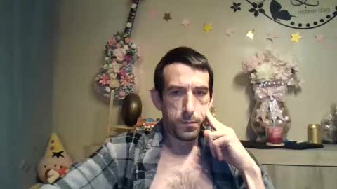 Snapshot of belgianboy33 chatting on November 10, 2025, 4:44 am Dreamcock online show from November 10, 2025, 4:44 am