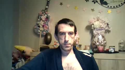 Snapshot of belgianboy33 chatting on December 4, 2025, 2:54 am Dreamcock online show from December 4, 2025, 2:54 am