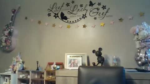 Snapshot of belgianboy33 chatting on January 5, 2026, 8:01 pm Dreamcock online show from January 5, 2026, 8:01 pm