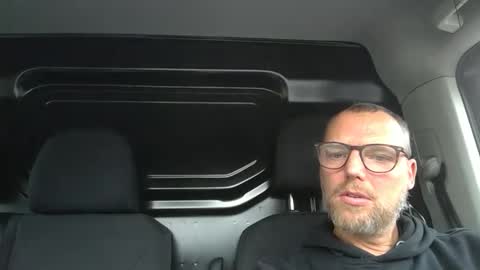 Snapshot of belgianordenary chatting on December 12, 2024, 12:12 pm belgianordenary online show from December 12, 2024, 12:12 pm