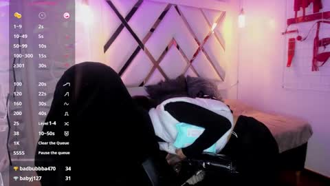 Snapshot of belinda_ws chatting on February 28, 2025, 7:35 pm Bella online show from February 28, 2025, 7:35 pm