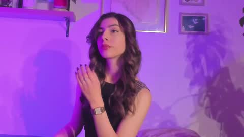 Bel  online show from September 21, 2025, 2:35 am