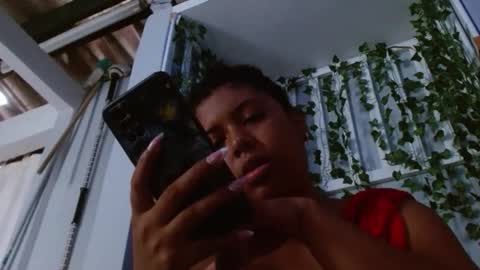 belindathompsonn online show from April 21, 2026, 9:39 pm