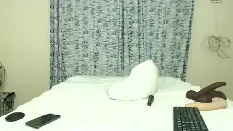 Snapshot of belindaxxxx chatting on February 16, 2026, 4:19 am belindaxxxx online show from February 16, 2026, 4:19 am