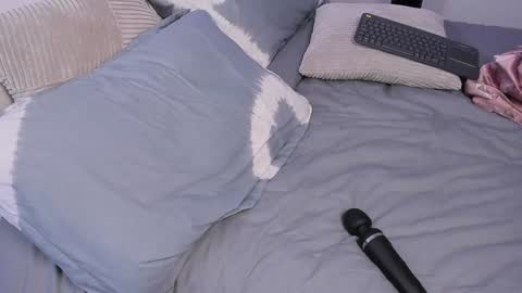  Belkis  online show from January 6, 2025, 5:59 pm