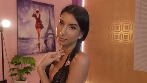 Snapshot of bella19__ chatting on November 26, 2025, 11:06 pm bella19 online show from November 26, 2025, 11:06 pm