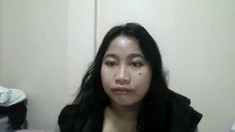 Snapshot of bella61019 chatting on June 7, 2026, 6:44 pm bella61019 online show from June 7, 2026, 6:44 pm