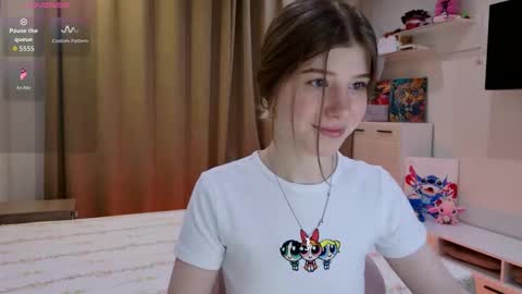 Snapshot of bella_amoury chatting on March 25, 2026, 9:10 pm Bella online show from March 25, 2026, 9:10 pm